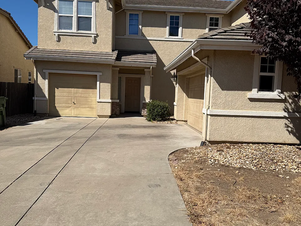 5321 Matina Dr