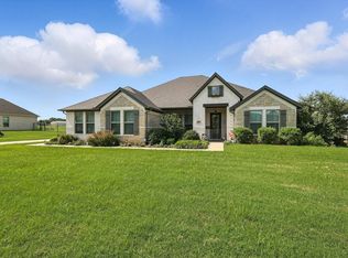 104 Maudy Ln, Springtown, TX 76082