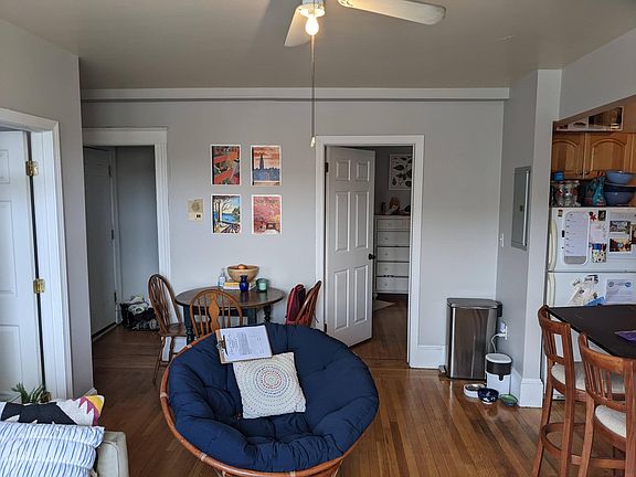 2nd image of 1619 Commonwealth Ave #6C