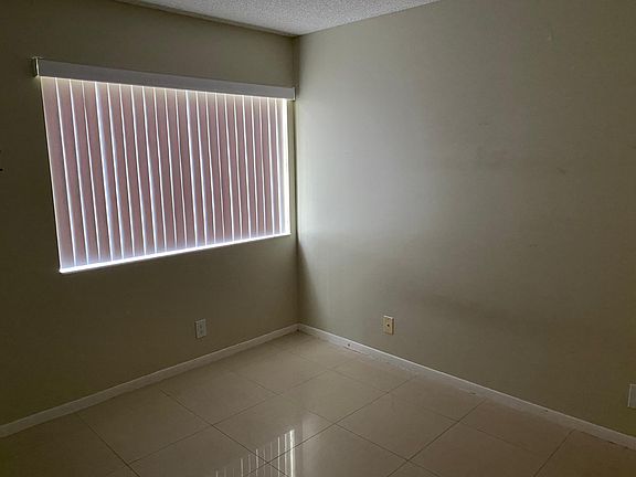 4th image of 10749 Cleary Blvd APT 303