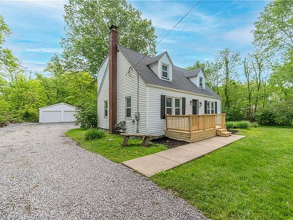 2nd image of 6665 Clingan Rd