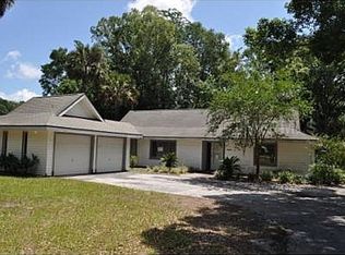 35418 Radio Rd, Leesburg, FL 34788