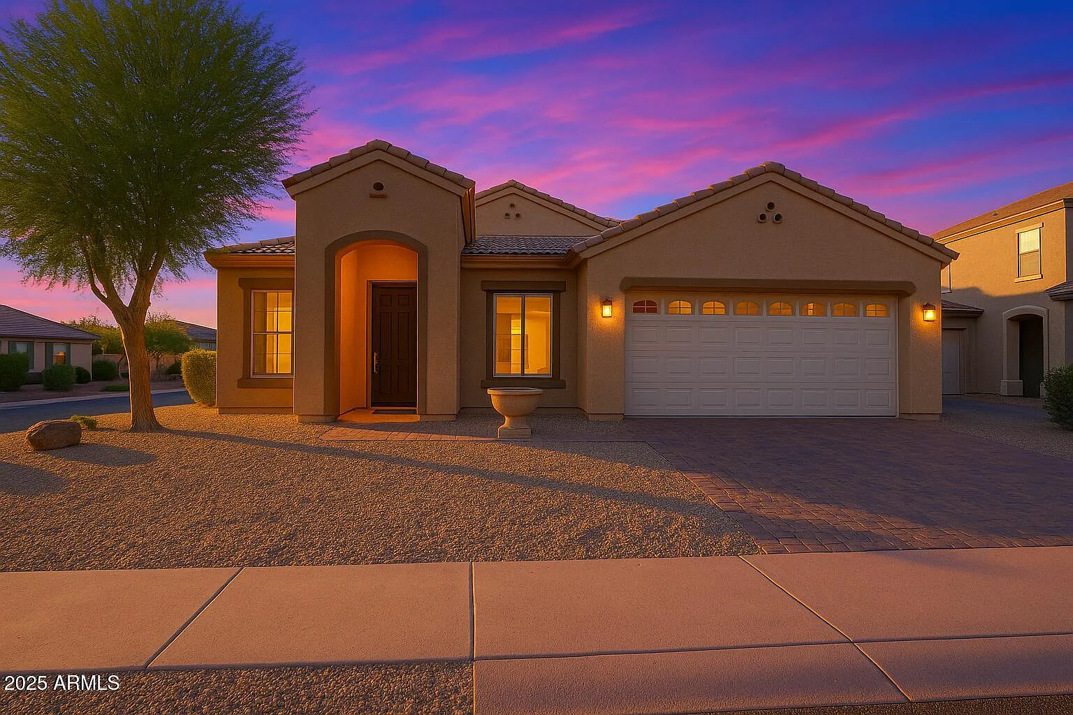 4 bed, 2.0 bath, 2423 sqft, $3,500 — Photo 1