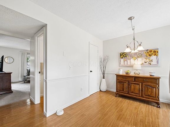 4th image of 626 Alta View Ct #55
