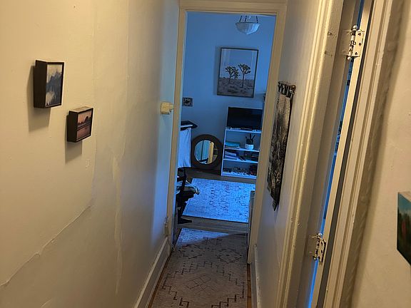 4th image of 293 Oxford St #3A