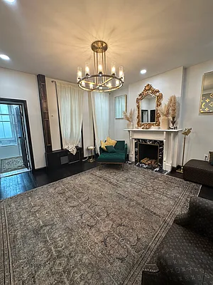 Rented by Brick&Mortar | media 8