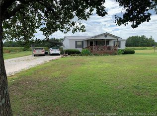 930 Island Grove Rd, Maxton, NC 28364