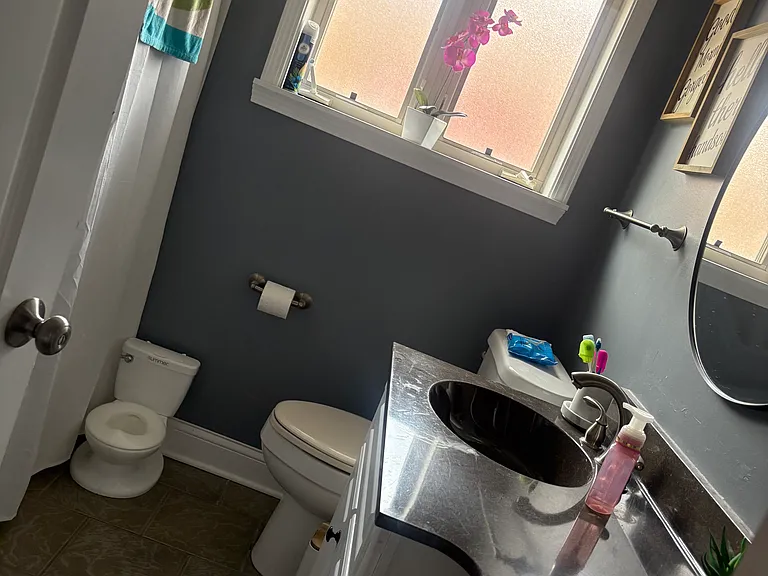 8618 S Komensky Ave — Photo 3