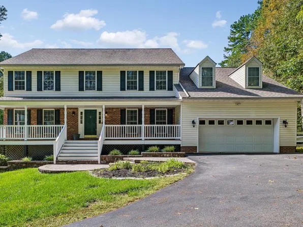 8 Wilderness Ct, Stafford, VA 22556