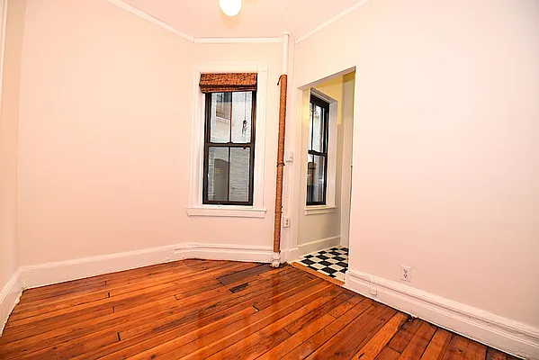 Rented by Keller Williams NYC | media 20