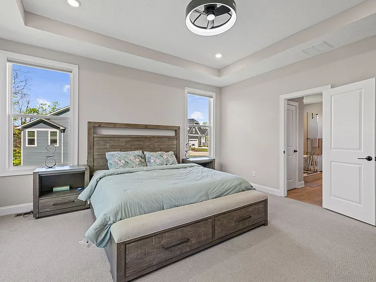 233 Lake Balaton Dr — Photo 31