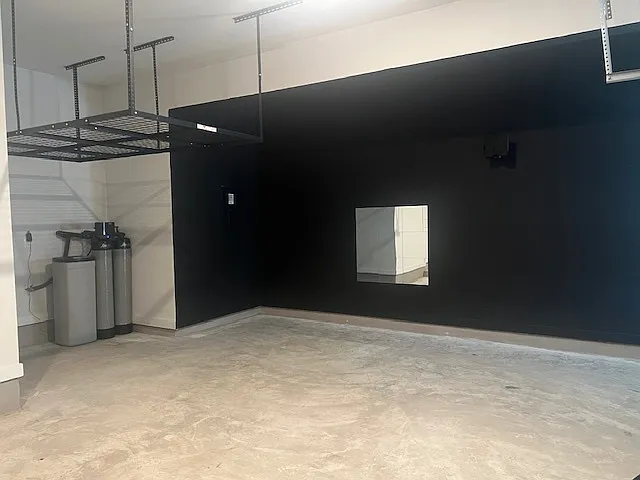 160 Biscayne Dr — Photo 3