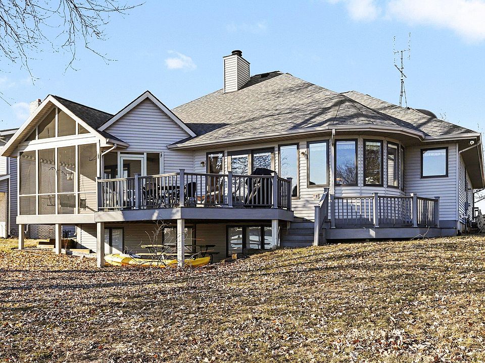 1st image of 1056 Bayview Dr