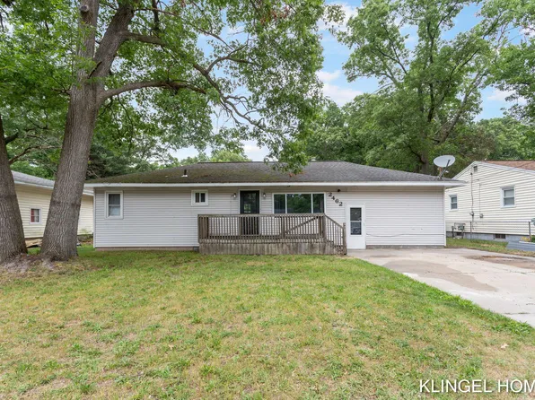 2462 Wesley Ave, Muskegon, MI 49442