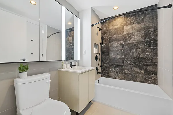 Rented by MNS | media 24