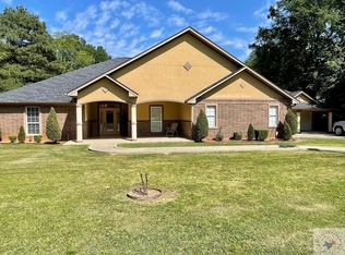 319 Post St, Nash, TX 75569