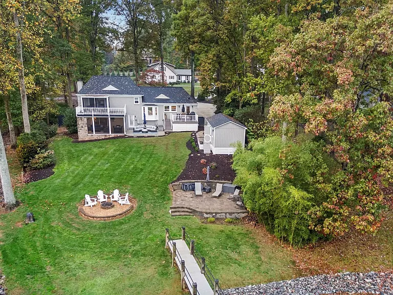 175 Woodstream Cir — Photo 41