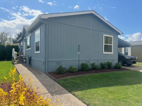 310 Pitney Ln Unit 28, Junction City, OR 97448