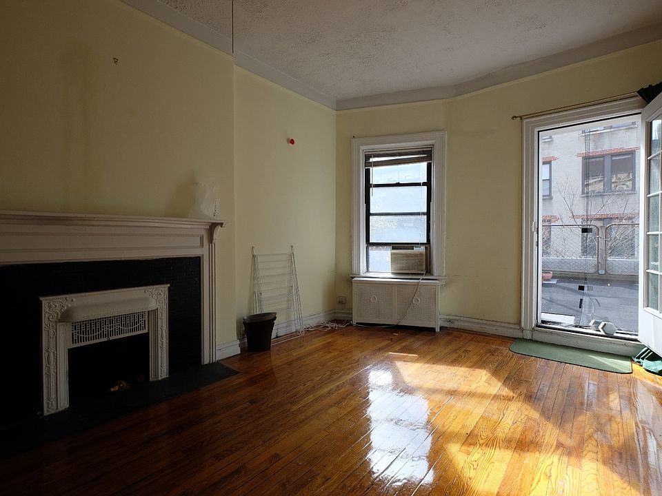 1st image of 532 W 114th St APT 4B