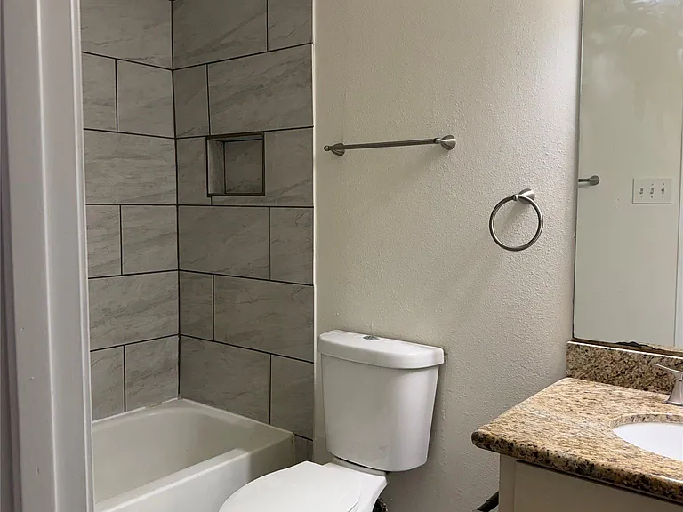615 Luther Dr #A — Photo 11