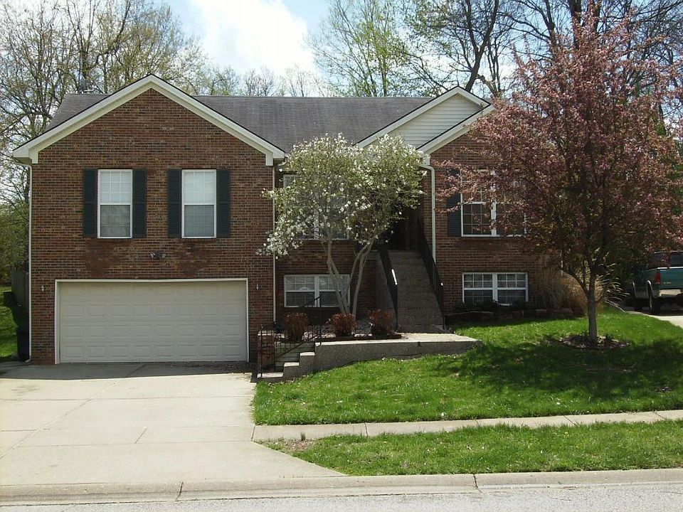 1st image of 568 Hawthorne Ave