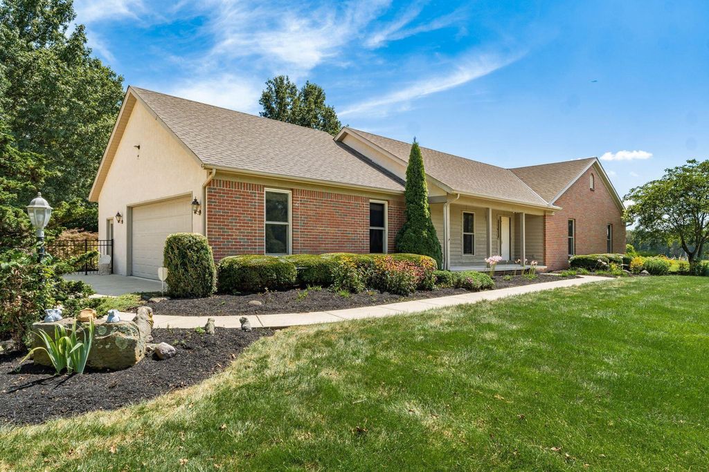 Real estate listing image