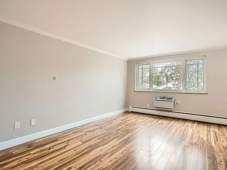969 S Pearl St #204 — Photo 8
