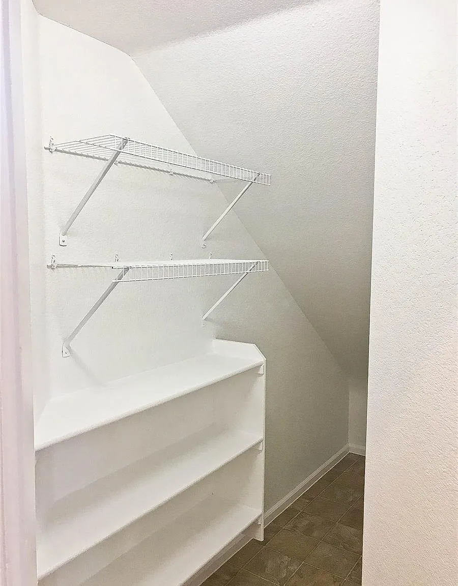 2 bed, 2.5 bath, 1460 sqft, $2,275 — Photo 4
