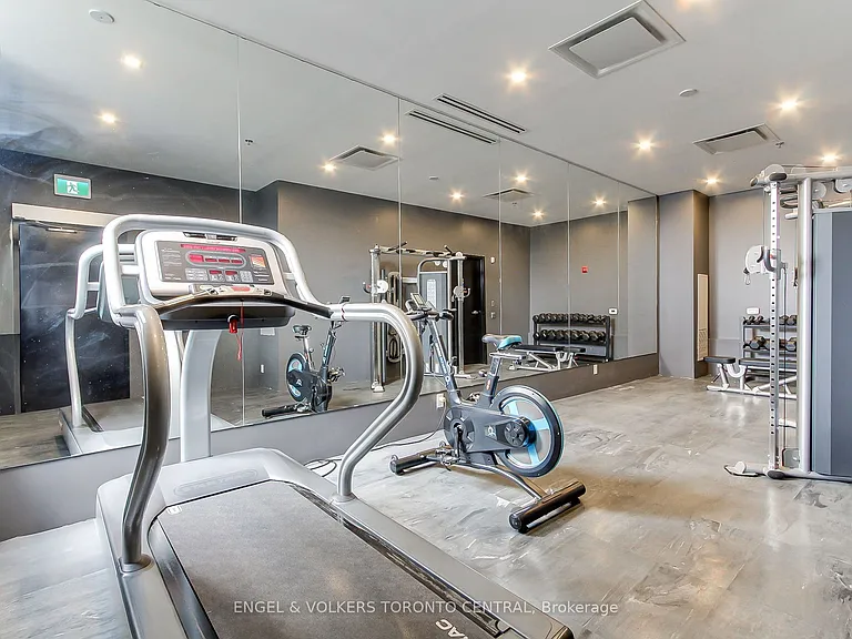 430 Essa Rd #418 — Photo 33