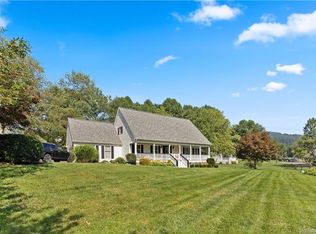 139 Driftwood Ln, Mills River, NC 28759