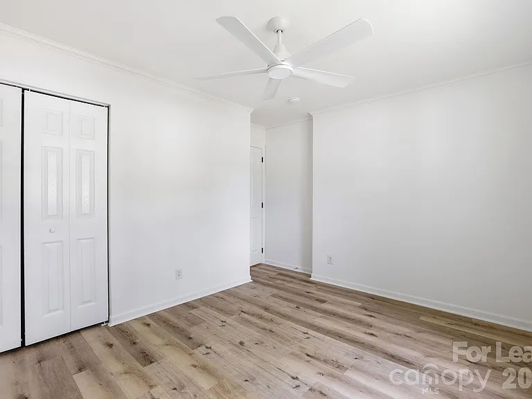 9501 Constitution Hall Dr — Photo 6