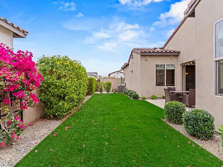 17244 W Vacaville St — Photo 3