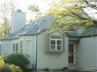 705 Cascade Terrace Ct, Ballwin, MO 63021