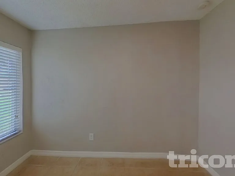 11415 Cardiff Dr — Photo 14