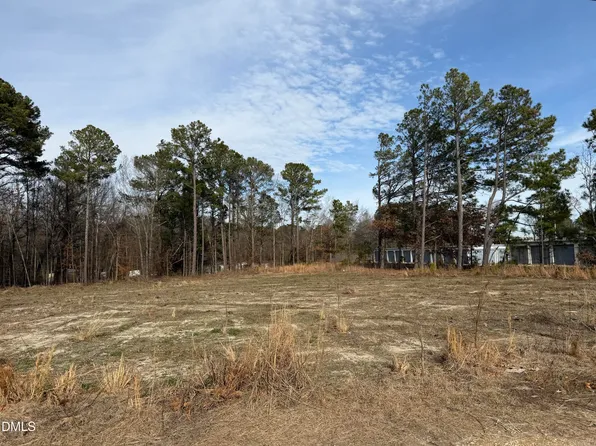 1284 State Highway 50 S #3, Benson, NC 27504
