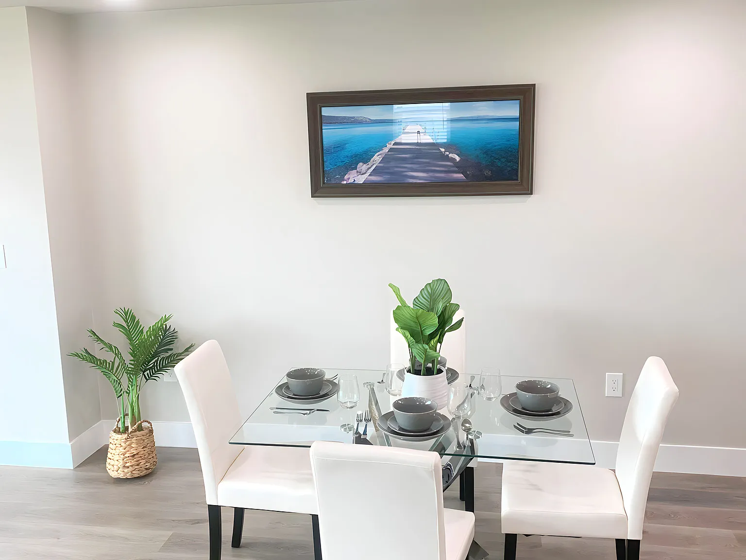1 bed, 300 sqft, $1,200 — Photo 2