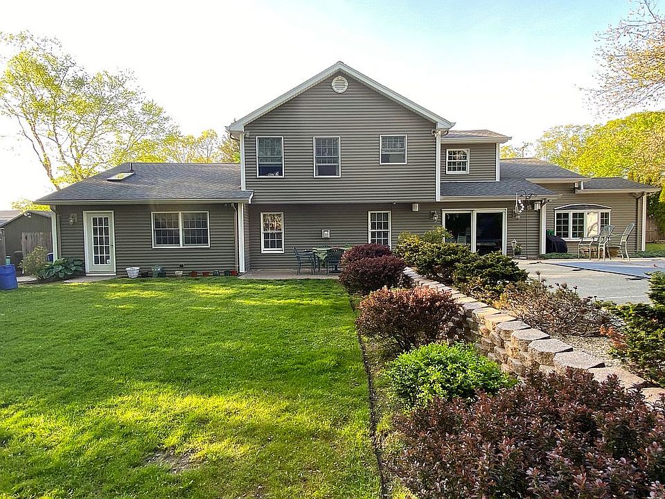 2nd image of 49 Eldorado Dr