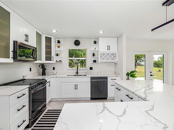 4th image of 212 Jayview AVE