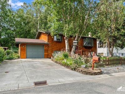 6924 Foothill Dr, Anchorage, AK, 99504