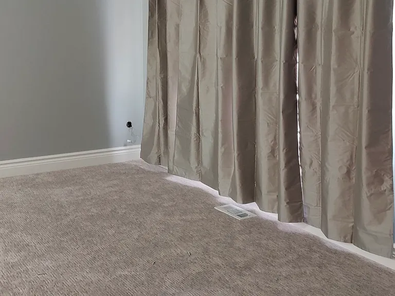 1095 Green Meadows Dr — Photo 6