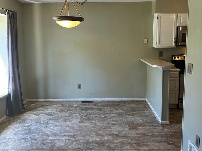 1716 W 102nd Ave — Photo 9