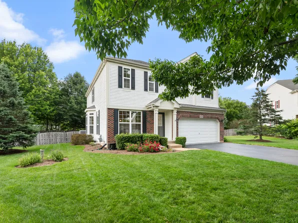 2620 N Wisteria Ct, Pt Barrington, IL 60010