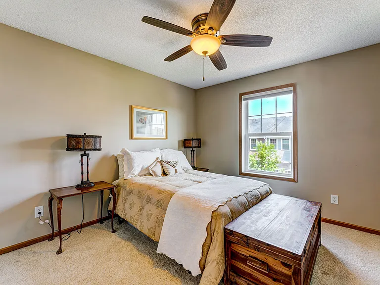 11939 Emery Village Dr N — Photo 10