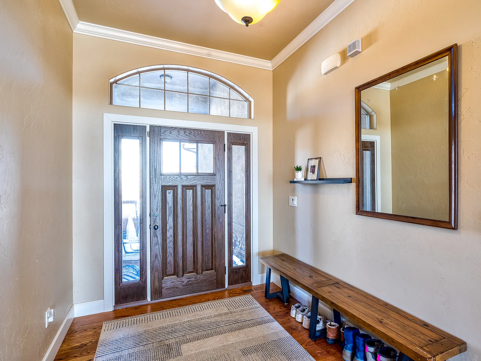 4 bed, 3152 sqft, $3,295 — Photo 2