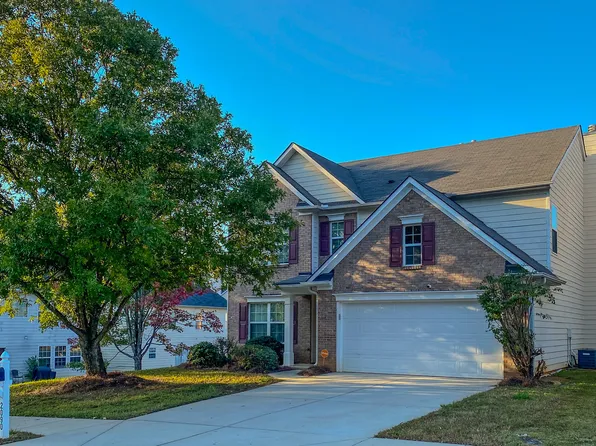 2090 Black Oak Ln, Ellenwood, GA 30294