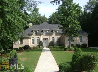 6219 Waters Edge Dr, Covington, GA 30014