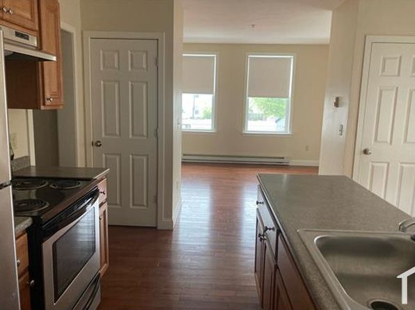 64 W Hollis St APT 4