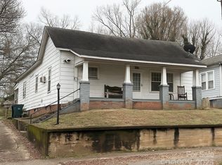 220 E Catawba Ave, Mount Holly, NC 28120