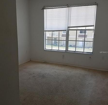 3rd image of 170 Bowie Ln APT D