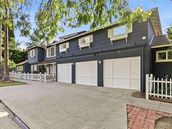 12334 Moorpark St #4359